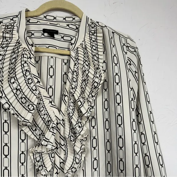 Ann Taylor Black & White Printed Ruffled Blouse Women’s S Preppy Long Sleeve Top - Image 4