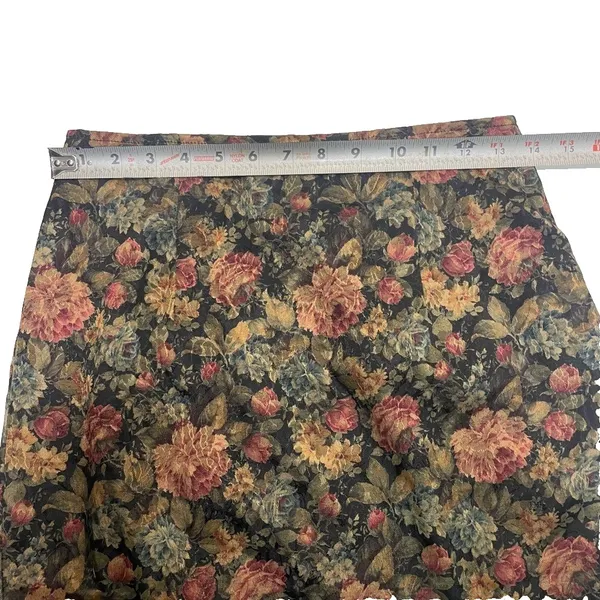 Elegant‎ Floral Women's Pencil Skirt Size 7 - Image 3