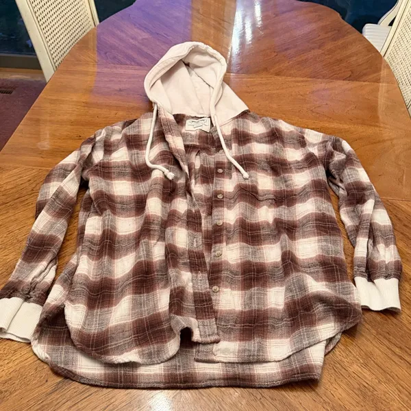 American Eagle Oversized Flannel - Image 2