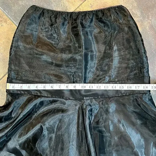 Victor Costa Women’s Black Tulle Long Skirt Medium - Image 4
