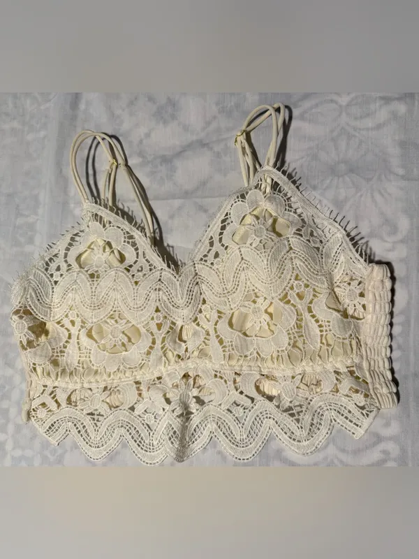 Anthropologie Cream Lace Bandeau Bralette - Image 3