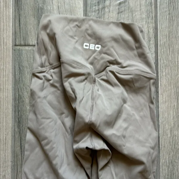 CEO leggings Tan Size 4 - Image 5