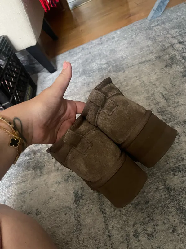Cushionaire Hippy platform boots - Image 3