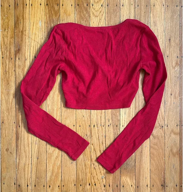 Garage Red V-Neck Long Sleeve Crop Top - Image 2