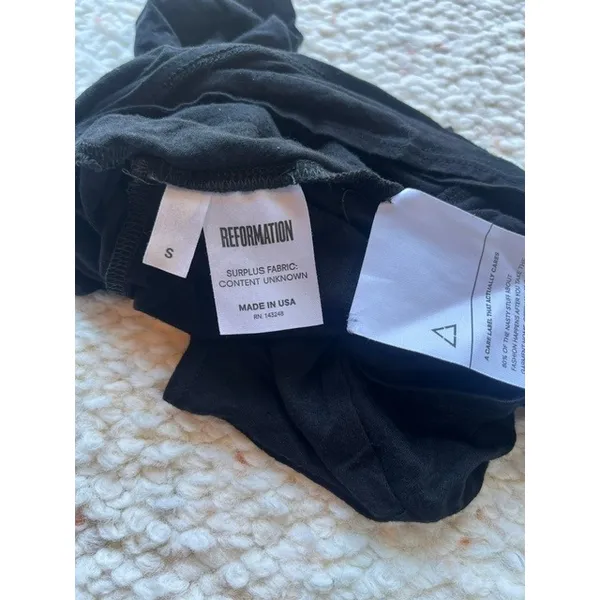 Reformation Stella Tie Front Crop Top Deep V-Neck 3/4 Sleeve‎ Black Small - Image 6