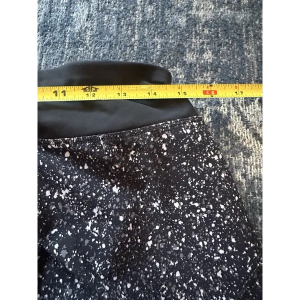 Lululemon Circuit Breaker Skirt Skort Black/White Splatter Size 8 Pleated Back - Image 7
