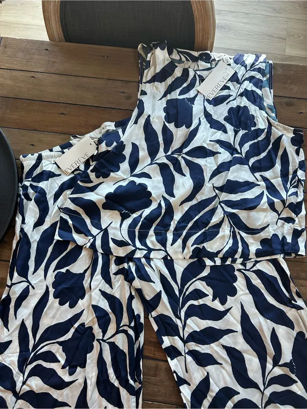 NWT Cloth & Stone SET Satin Floral Blue Tank Pant M - Image 6
