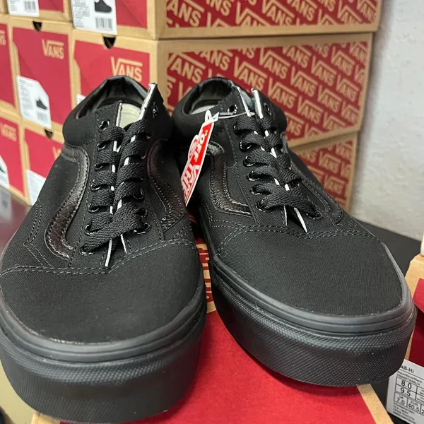 Vans Women's Black Trainers - Image 2
