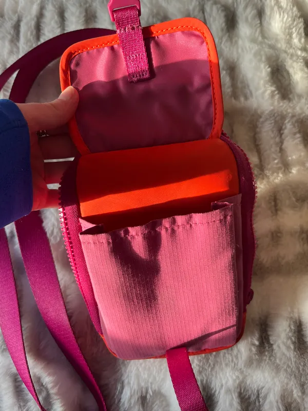 Lululemon Crossbody Bag - Image 5