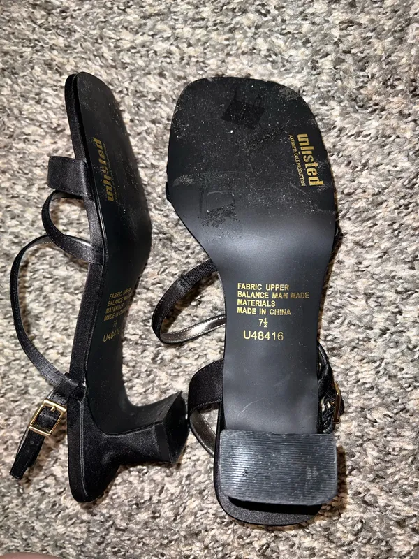 Y2K unlisted kitten heels - Image 3