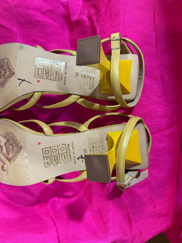 Free People Faye yellow strappy heels sandals 7.5 US 38 NWT - Image 4