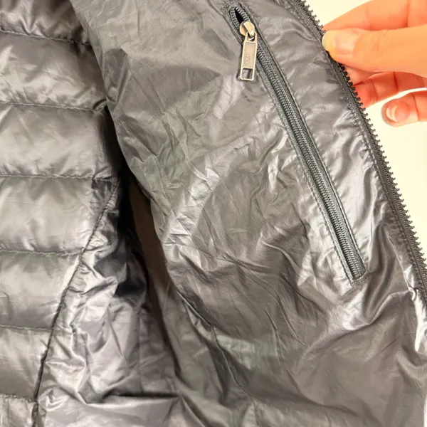 Patagonia Goose Down Quilted Jacket Black Puffer Full Zip Size M 84683 2020 - Image 6
