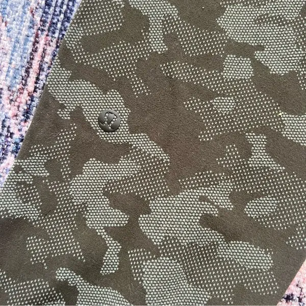 Lululemon Ready to Rulu Jogger 29" Heritage Camo Dark Olive Green Twill Size 6 - Image 14