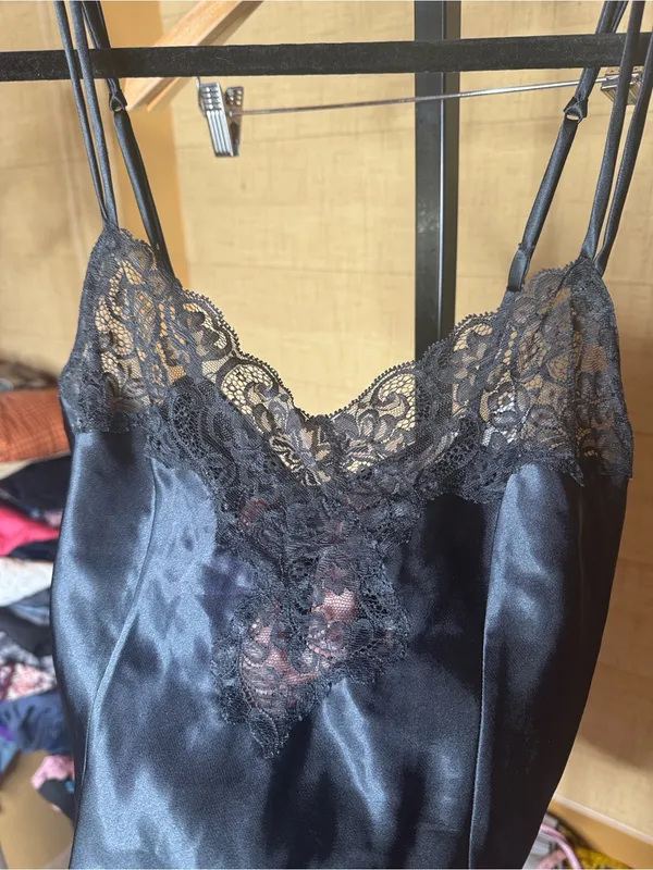 Vintage Victoria’s Secret Black Satin Lace Chemise Slip Nightgown Size Small - Image 7