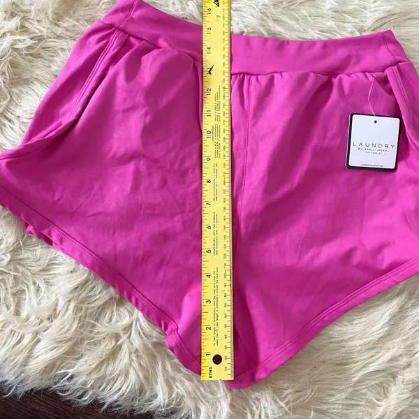 NWT Bright Pink High Rise Running Workout Shorts M Laundry by Shelli Segal - Image 6