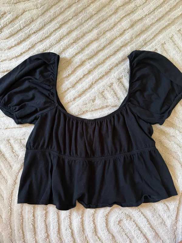 Aritzia Sunday Best Kaia Top - Image 4