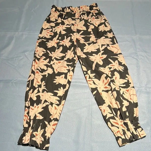Nwt Zara Multicolor‎ High Waist Floral Printed Balloon Pants C21 - Image 4