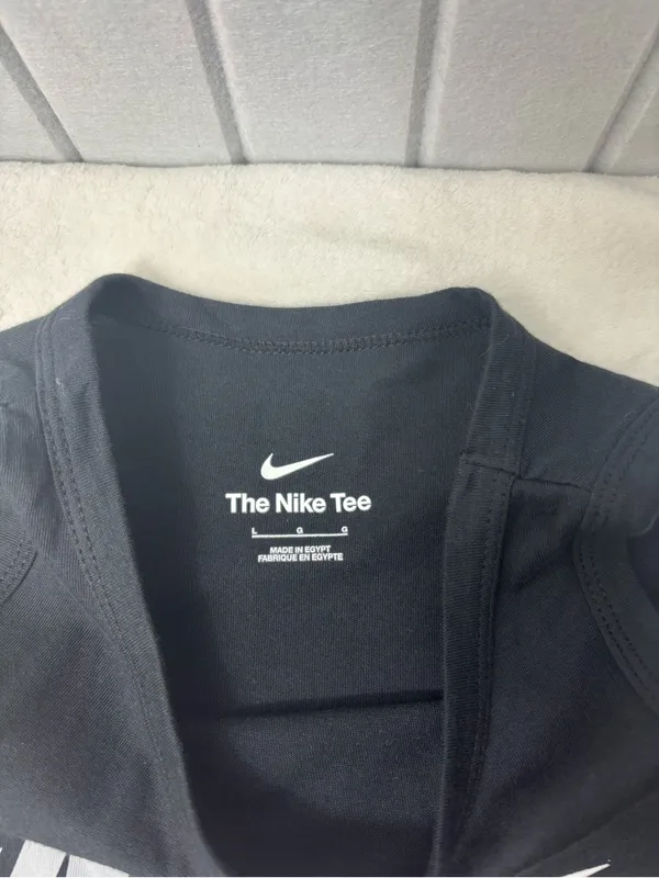 Nike Black Cotton Tank with White Nike Swoosh Size L - Image 6