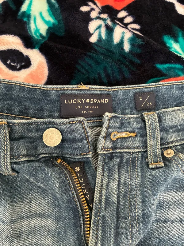Lucky Brand Shorts Denim Boyfriend - Image 2