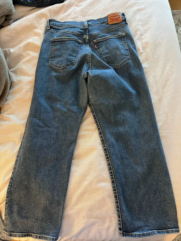 Levi’s Ribcage Jeans - Image 3