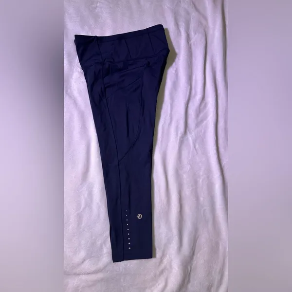 lululemon purple leggings with reflective logo dot - Image 5