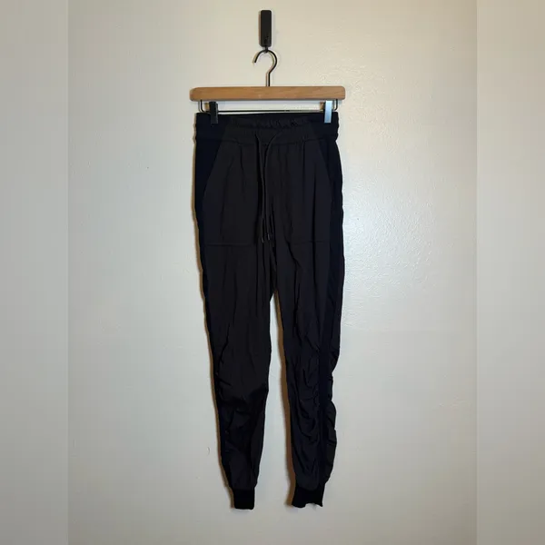 Lululemon‎ Beyond the Studio Jogger Black - Image 2