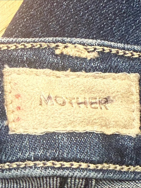 Mother The runaway fray precious heirloom distressed skinny flare jeans size 24. - Image 5