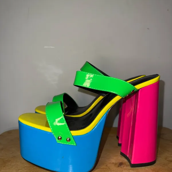 Cape Robbin Neon Colored Double Strap Platform Mule Heels Women’s Size 9 NEW - Image 2
