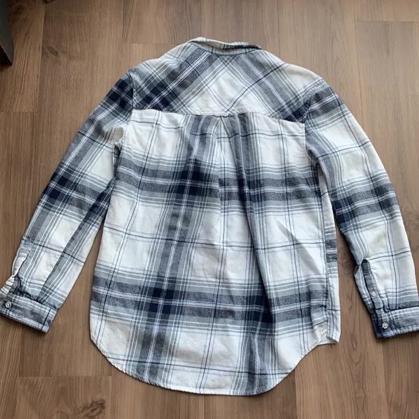 BDG Flannel - Image 4