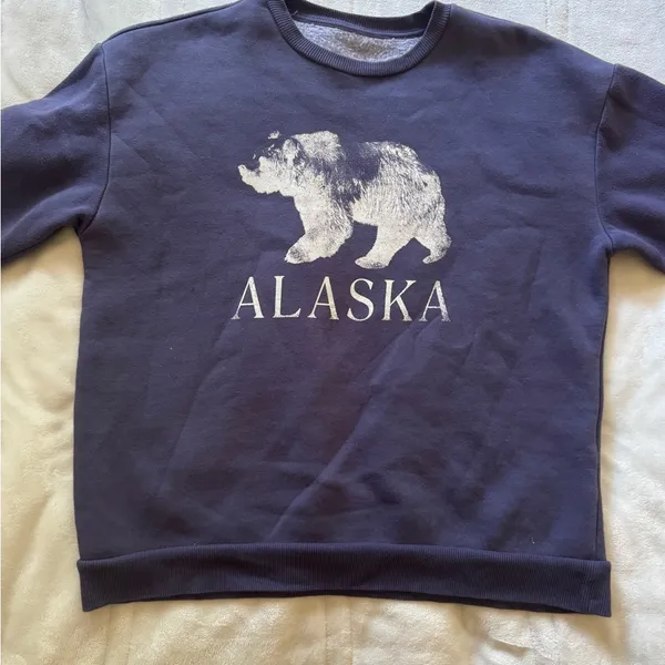 Nordstrom S Navy Crewneck Sweater with White Bear Alaska Graphic - Image 2