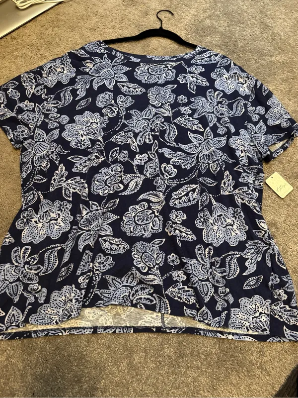 Free People We the Free NWT Nina Printed Tee S $58 - Image 3