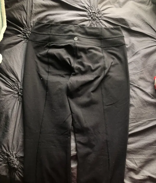 Lululemon Black Reversible Leggings - Image 2