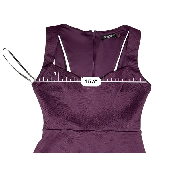 Guess Plum Purple Sweetheart Neck Sheath Dress Asymmetrical Scuba Embossed sz 2‎ - Image 5