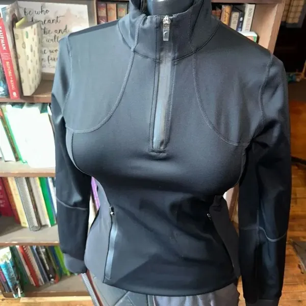 Zyia Active black fitted Flight M Athleisure workout jacket - Image 4
