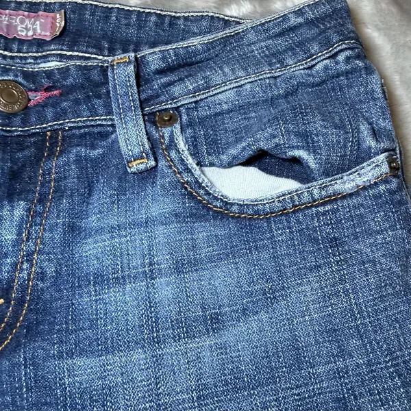 Levis Womens Size 9M Superlow 524 Jeans Bootcut Flare Low Rise Blue Denim - Image 15