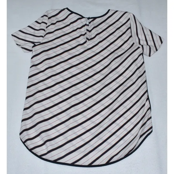 Ann Taylor Short Sleeve White Blouse and Black Stripes Size Small - Image 2