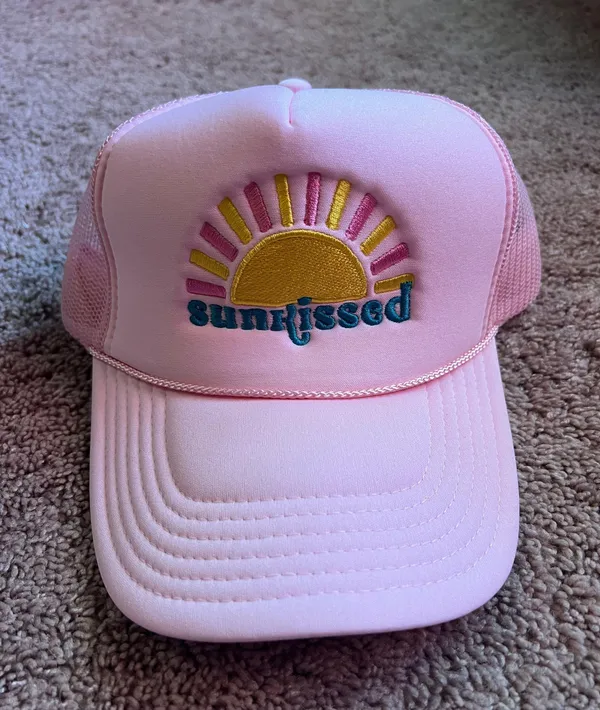 Sun kissed Trucker Hat Pink - Image 2