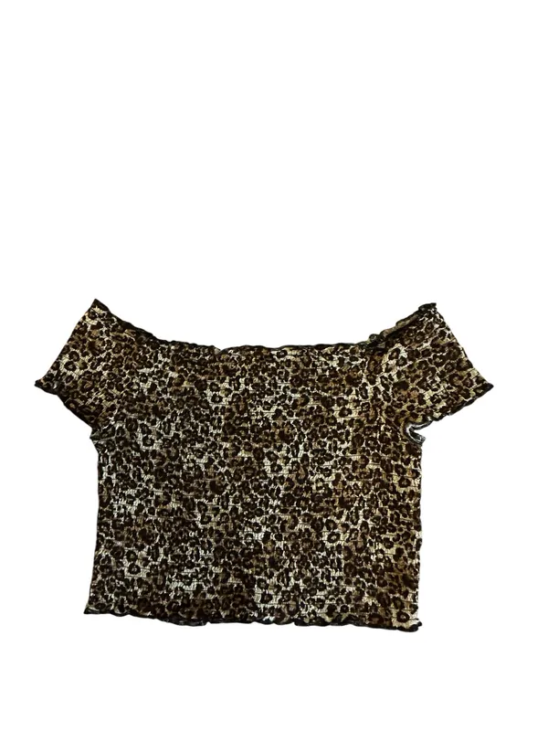 Kendall & Kylie Leopard Print Smocked Off-The-Shoulder Crop Top Small - Image 2