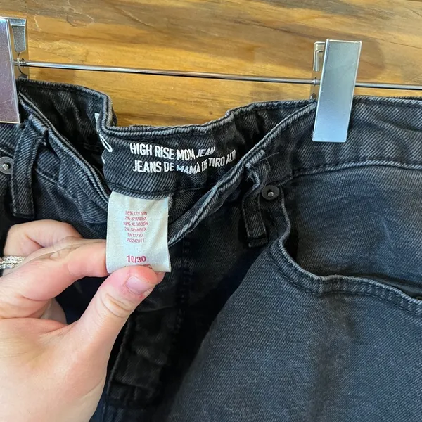 Mossimo Distressed Black Skinny Jeans High Rise Mom Jean - Image 3