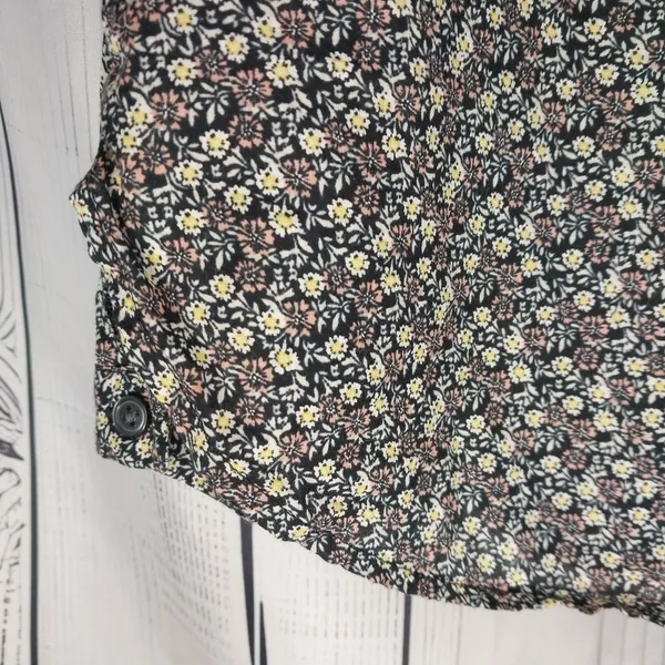 Loft Outlet Ditsy Floral Cottagecore Business Casual Boho Button-Up Blouse - Image 11