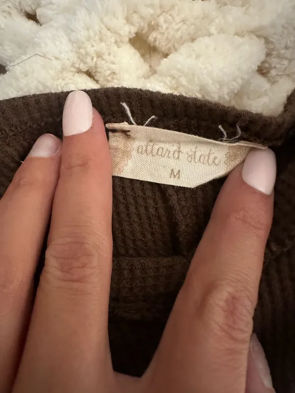 Altar'd State Off-The-Shoulder Brown Sweater - Image 5