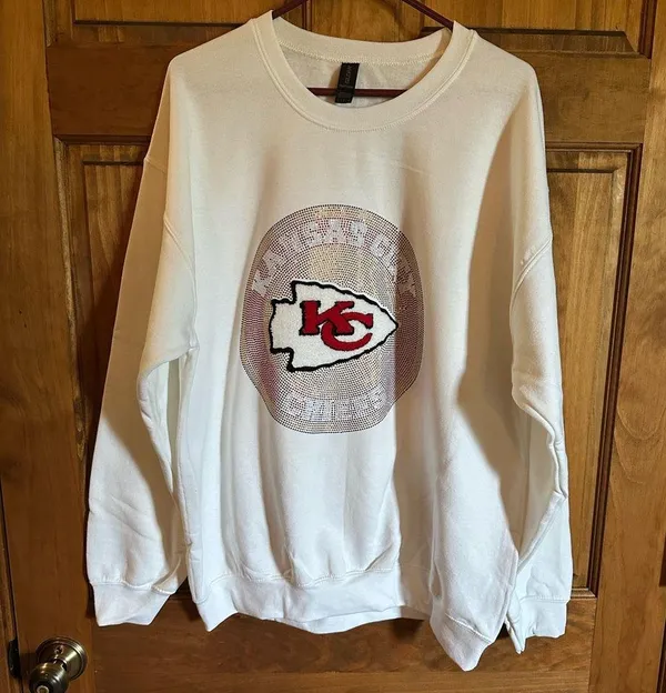 NFL Kansas City Chiefs football sweatshirt! Rhinestone bling unisex size large! - Image 8