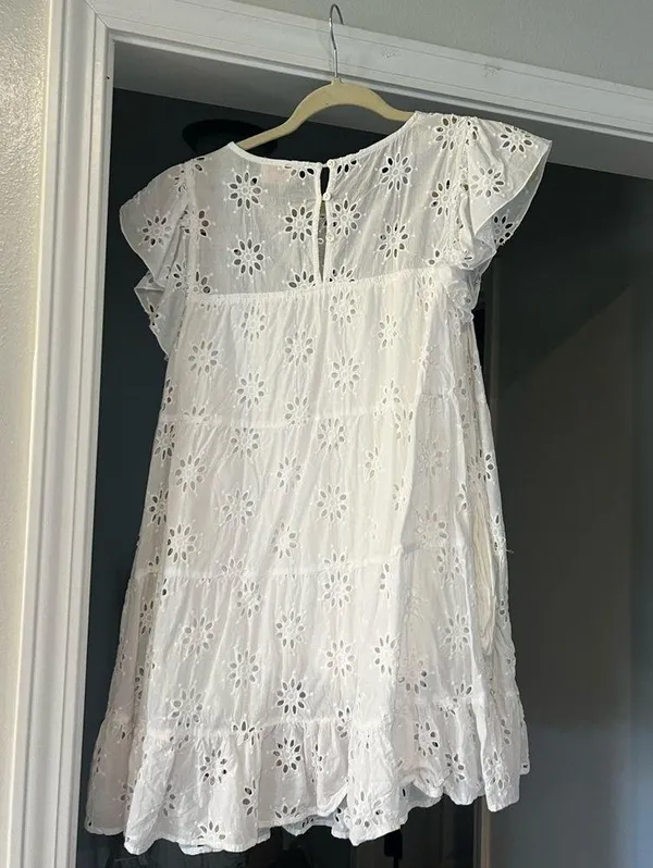 white mini dress. Size small. Worn a few times; still in good condition. - Image 2