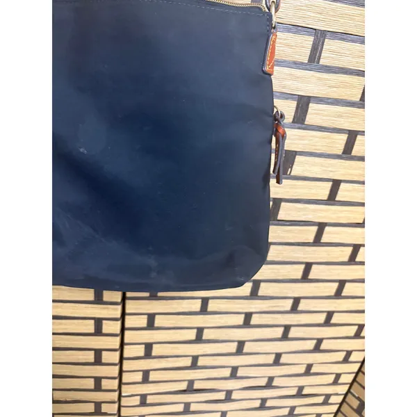 Dooney &‎ Bourke Black Crossbody purse - Image 8
