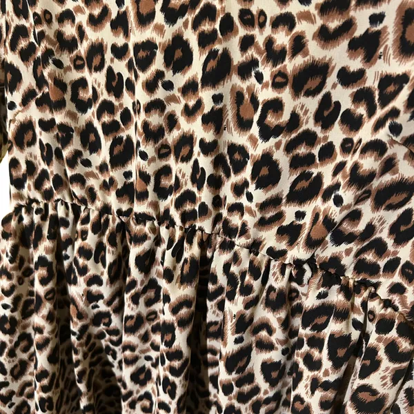 Cheetah Animal Print V-Neck Elastic Waist Mini Dress Medium Mob Wife Whimsygoth - Image 6