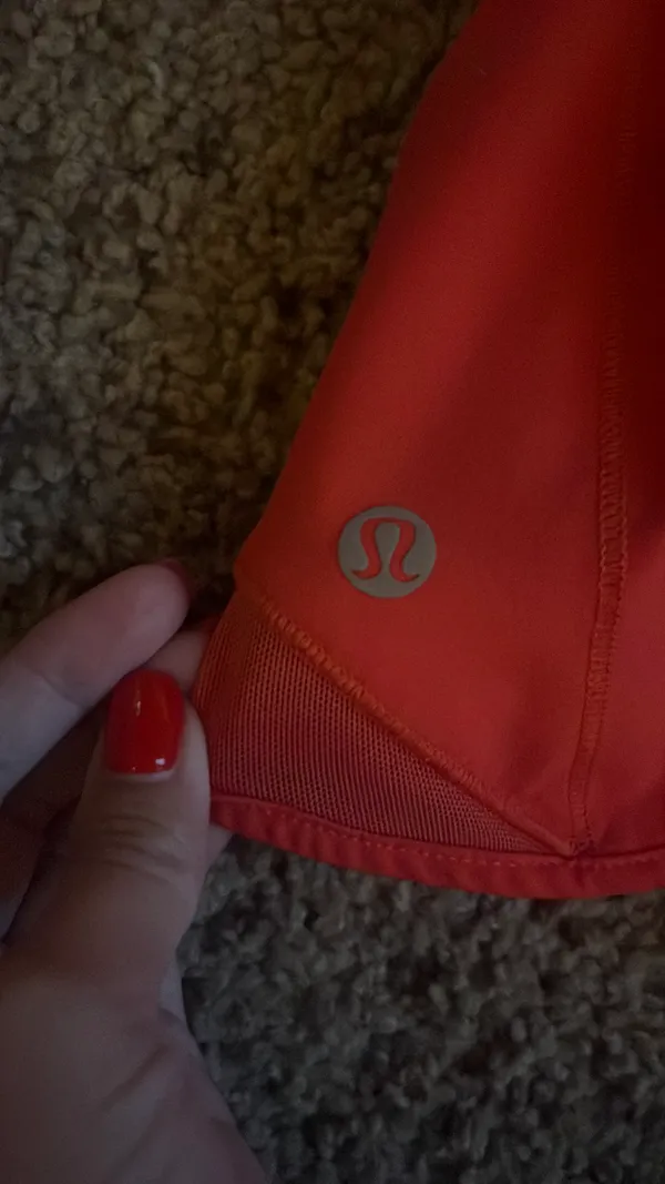 Lululemon Hot Hot Shorts - Image 4