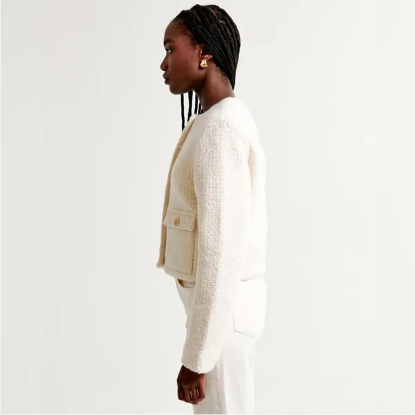 NWT Abercrombie & Fitch Cream Boucle Fabric Gold Button Blazer - Image 3