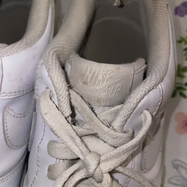 Nike Air Force 1 07 Low Womens White Sneakers Size 8.5 - Image 5