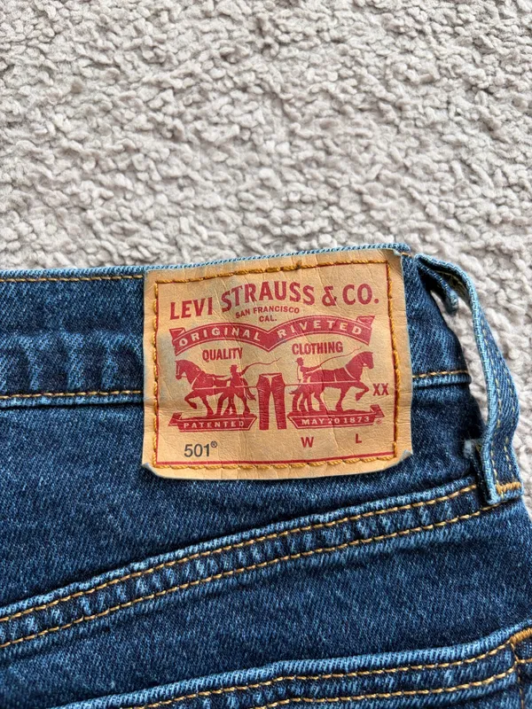 Levi’s 501 Denim Shorts Cut-Off - Image 3