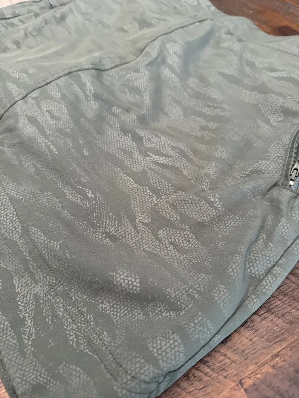 Orvis Olive Mini Skort with Zippered Pockets - Image 2